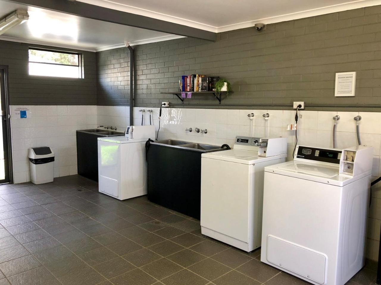 Big4 Ingenia Holidays Wagga Wagga Exterior photo