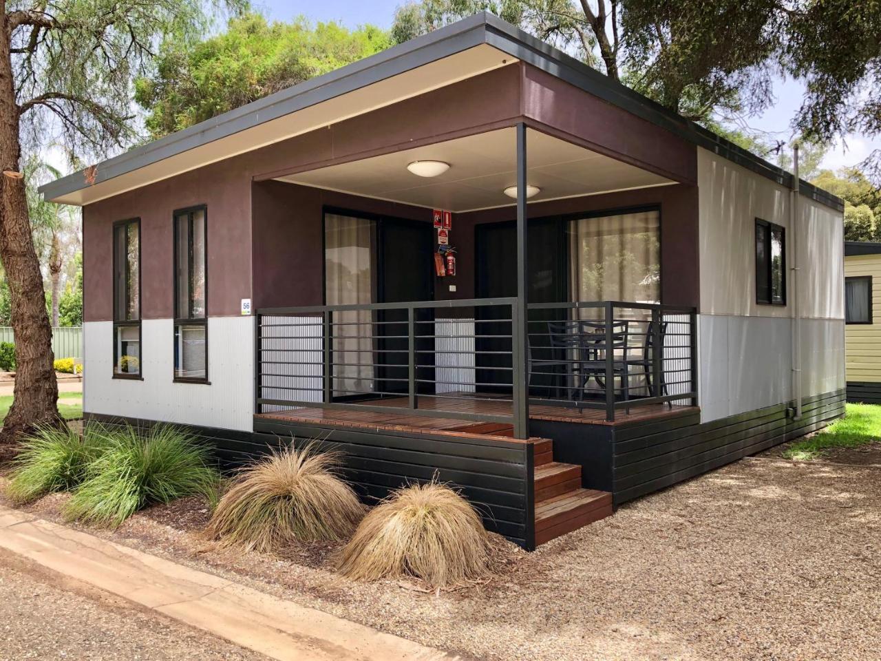 Big4 Ingenia Holidays Wagga Wagga Room photo