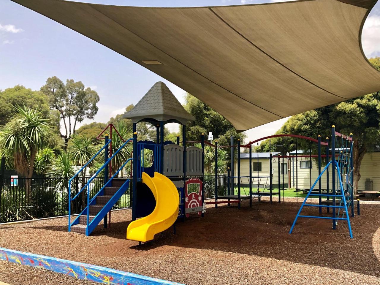 Big4 Ingenia Holidays Wagga Wagga Exterior photo